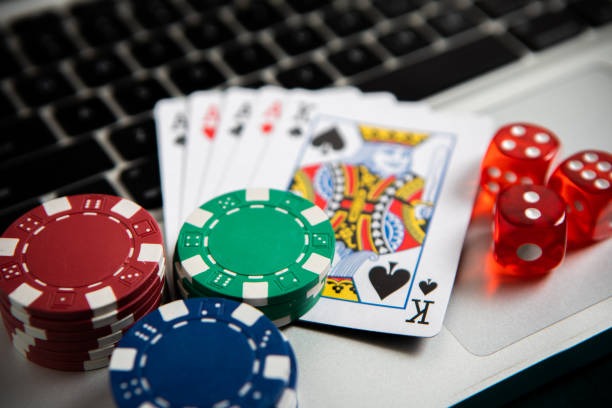 gudangwd login app running on Android and iOS devices showing live-dealer interface